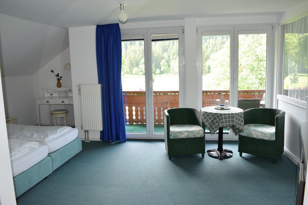 Hotel Kleiner Koenig Швангау Екстериор снимка